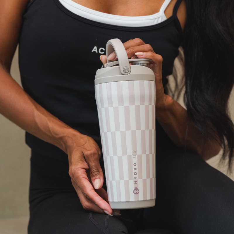 Insulated Shaker 24oz - Latte